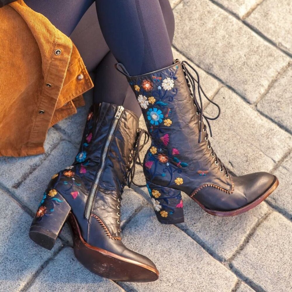 BRAND NEW Old Gringo Cate Lace Up Leather Boots Black Floral 7.5 MSRP: $695